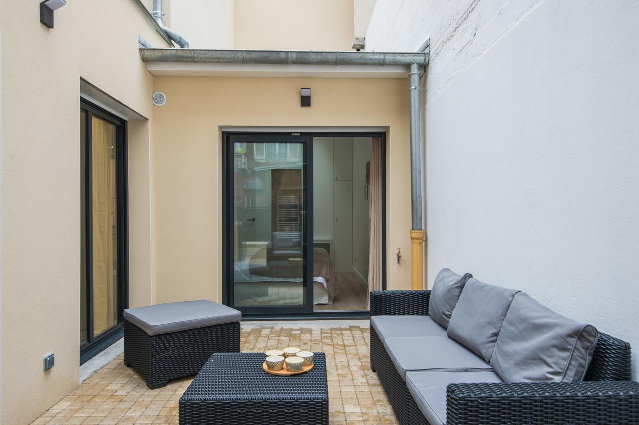 Vintage, F3 Avec Terrasse, Villa Saint Charles Paris Exterior photo